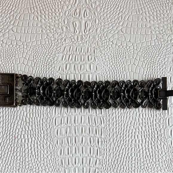 Vintage MX by Michael Morrison Enamel & Crystal Scrolled cherub Bracelet - Picture 6 of 9